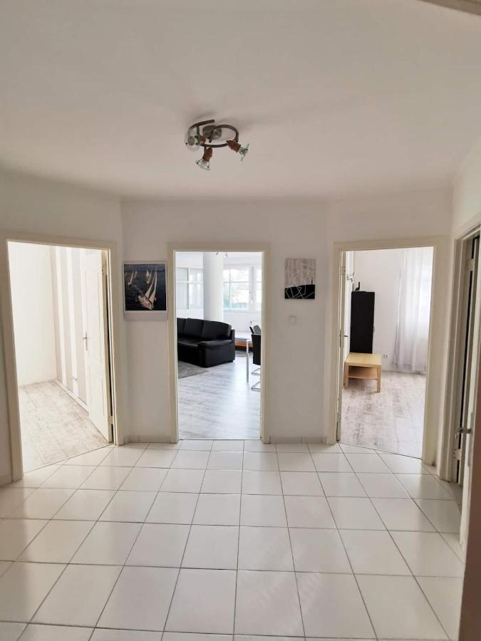 Bright, Spacious Apartment 3 Bedroom, Garage Budapest Exterior photo